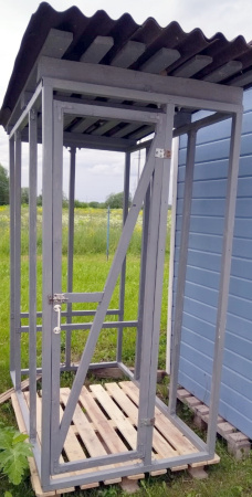 Туалет Каркас (металл с крышей)